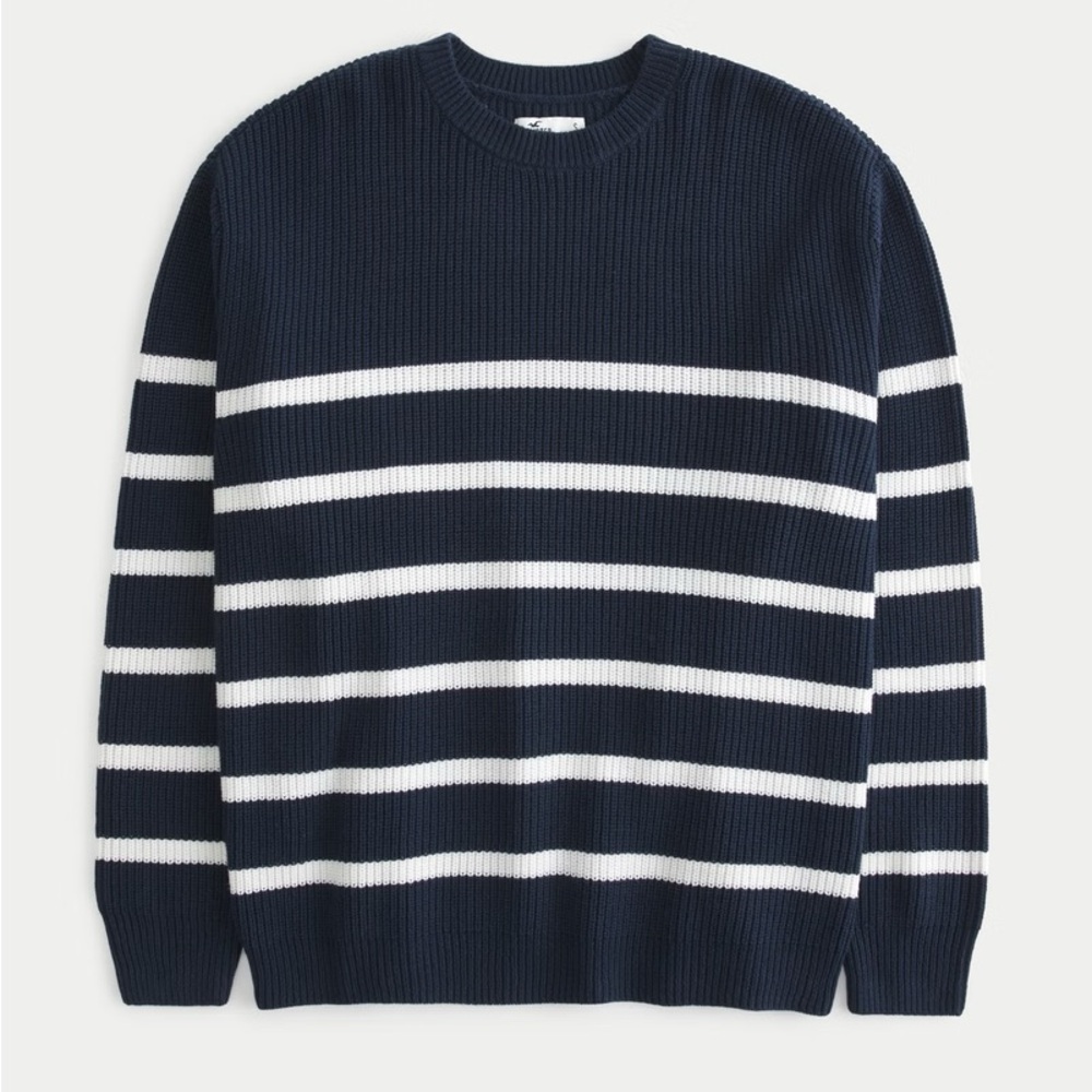 Hollister Oversized Black and White Crew Sweater Small